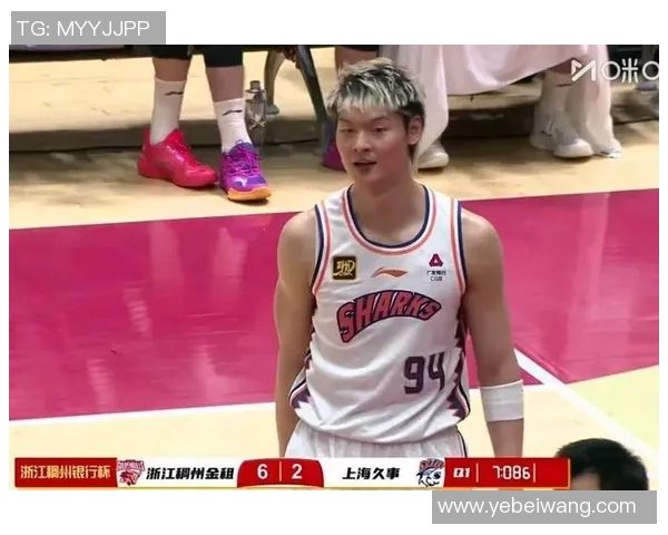 上海男篮15分大败！张镇麟7分低迷，卢伟被喊下课，王哲林20分