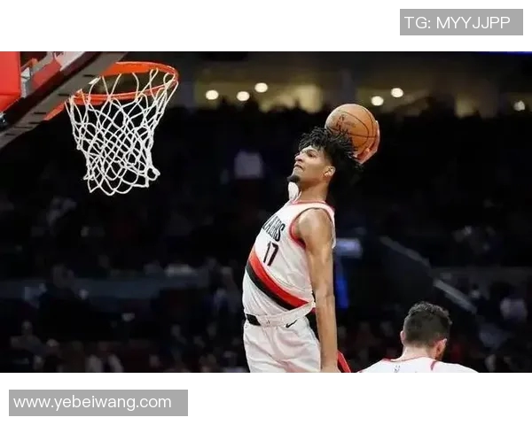 里35分难救主！开拓者8人上双狂胜勇士20分 杨瀚森2分2盖帽