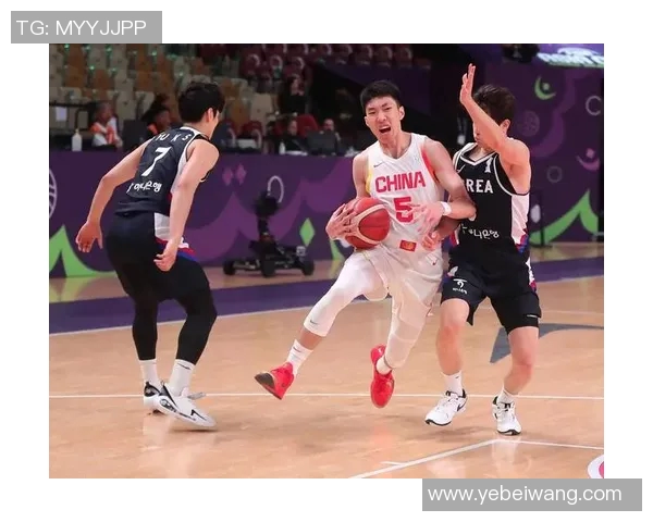 陈盈骏7记三分掀翻新疆,有望竞争最佳第六人,或成中国男篮世预赛大麻烦! 陈盈骏7记三分掀翻新疆,有望竞争最佳第六人,或成中国男篮世预赛大麻烦!